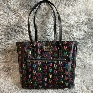 Dooney & Bourke DB75 Shopper Tote Bag